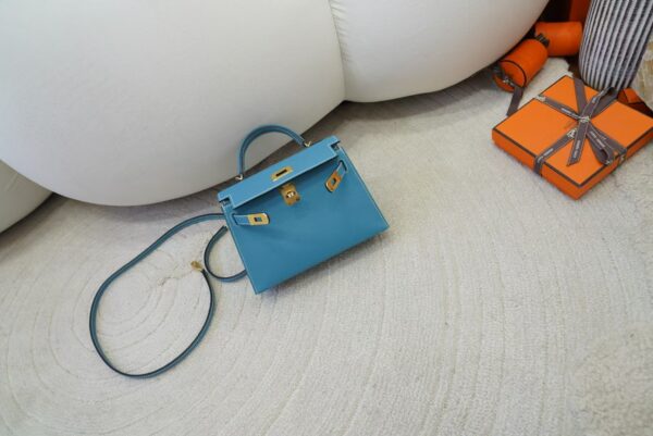 mmexport1733389750861 USA Mini Kelly 19CM Epsom Leather D2 Blue Jean Gold Hardware