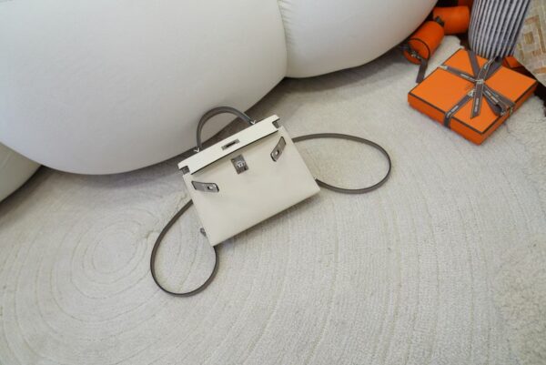 mmexport1733389926239 Special Order Mini Kelly 19CM Epsom I2 Nata / M8 Gris Asphalt Silver Hardware