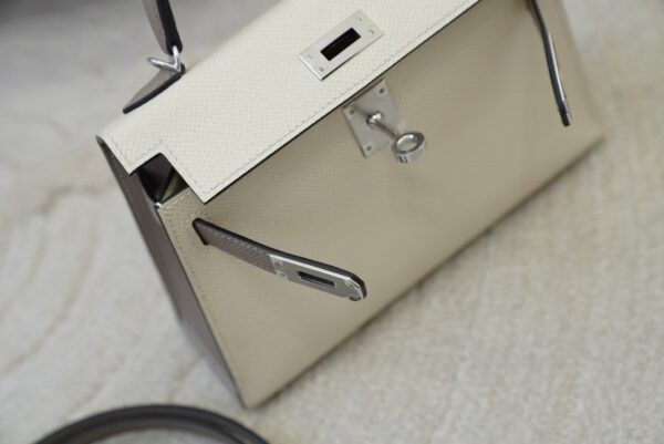 mmexport1733389933723 Special Order Mini Kelly 19CM Epsom I2 Nata / M8 Gris Asphalt Silver Hardware