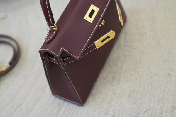 mmexport1733390010129 Women’s Evening Bag Box Leather Mini Kelly 19CM CC55 Rouge H Gold Hardware