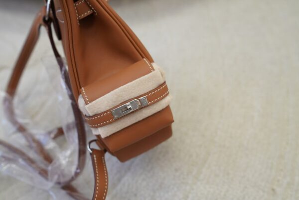mmexport1733390134136 USA New York Kelly Jump Backpack CK37 Gold Swift Leather Silver Hardware
