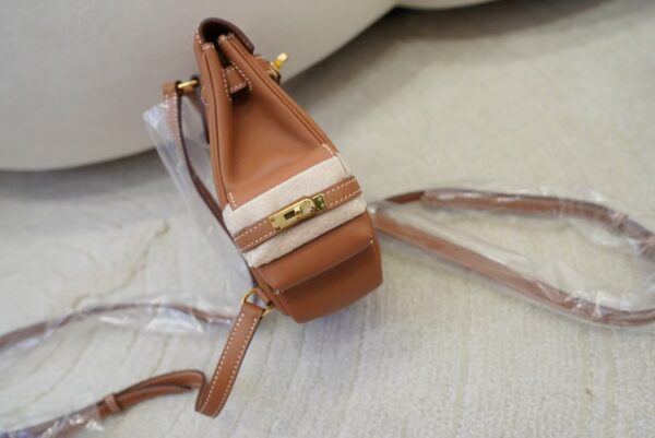 mmexport1733390166108 2025 New CC37 Gold Swift Leather Kelly Jump Backpack Gold Hardware