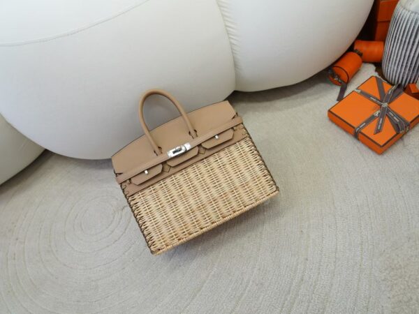 mmexport1733561009502-1 New Arrival Birkin Picnic 25CM 0M Chai Swift Leather & Bamboo