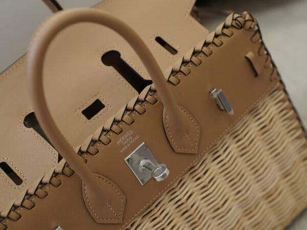 mmexport1733561024658 New Arrival Birkin Picnic 25CM 0M Chai Swift Leather & Bamboo