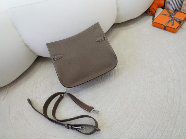 mmexport1733993945279 USA Los Angeles Jypsiere 28CM Clemence Leather CK18 Etoupe Silver Hardware
