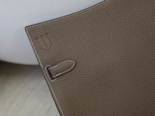 mmexport1733993948957 USA Los Angeles Jypsiere 28CM Clemence Leather CK18 Etoupe Silver Hardware
