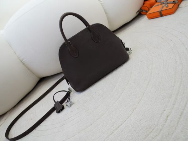 mmexport1733993970915-1 UK London Bolide 25CM Barenia Leather 46 Ebene Silver Hardware