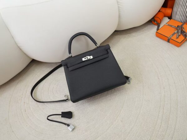 mmexport1734075559997-1 UK London Kelly 25CM CK89 Noir Kelly 25CM CK89 Noir Silver Hardware