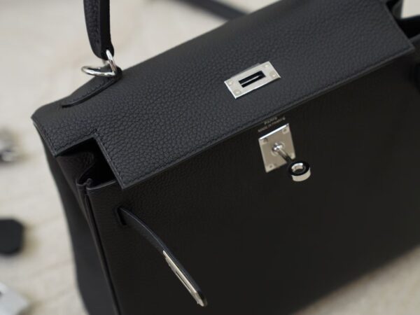 mmexport1734075570000 UK London Kelly 25CM CK89 Noir Kelly 25CM CK89 Noir Silver Hardware