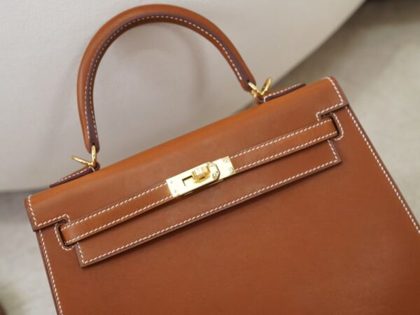 mmexport1734075633171 New Arrival Hermes Barenia Leather CC34 Fauve Kelly 25CM Gold Hardware