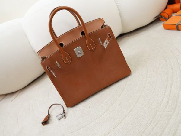 mmexport1734075668718 Canada Toronto Birkin 30CM Barenia Leather CK34 Fauve Silver Hardware