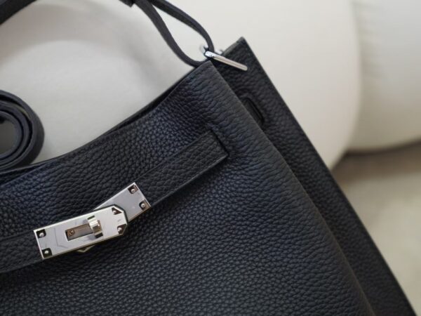 mmexport1734508244673 New Arrival Hermes So Kelly 22CM Clemence Leather CK89 Noir Silver Hardware
