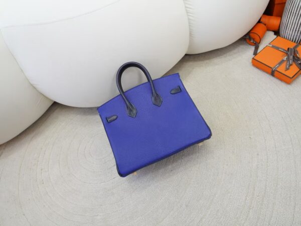 mmexport1734508312554 UK London Birkin 25CM Chevre Leather 7T Blue Electric / 2Z Blue Nuit Brush Gold Hardware