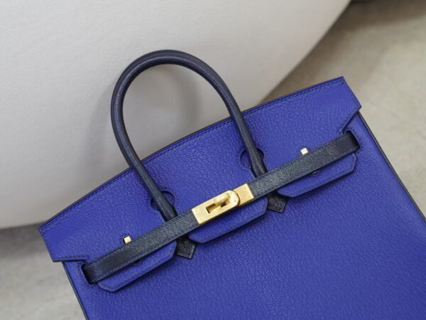 mmexport1734508314409 UK London Birkin 25CM Chevre Leather 7T Blue Electric / 2Z Blue Nuit Brush Gold Hardware