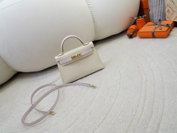 mmexport1734601691500 USA Washington Mini Kelly 19CM Epsom Leather 10 Craie / 09 Mauve Pale Light Gold Hardware