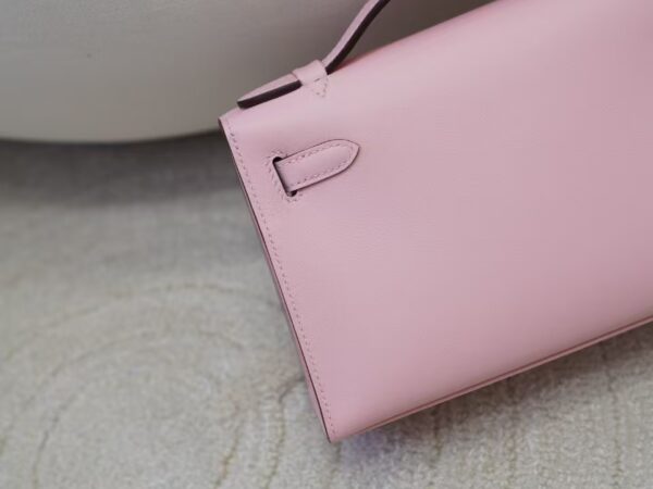 mmexport1734601924920 Women’s Clutch Bag Kelly Pochette 22CM Swift Leather 3Q Rose Sakura Silver Hardware