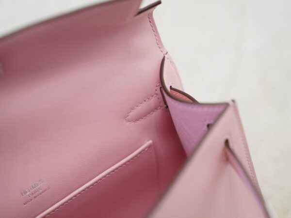 mmexport1734601928953 Women’s Clutch Bag Kelly Pochette 22CM Swift Leather 3Q Rose Sakura Silver Hardware