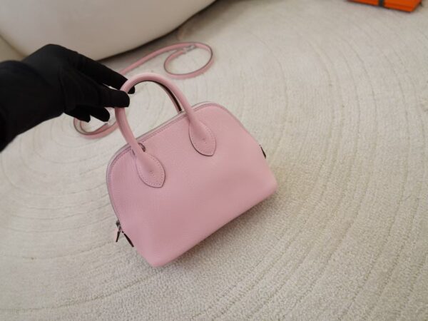mmexport1735374072592 UK London Bolide Mini 18CM Chevre Leather Rose Darling Silver Hardware
