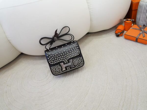 mmexport1735888680367 Full Handmade Box Leather Constance 19CM Rivet 89 Noir Silver Hardware