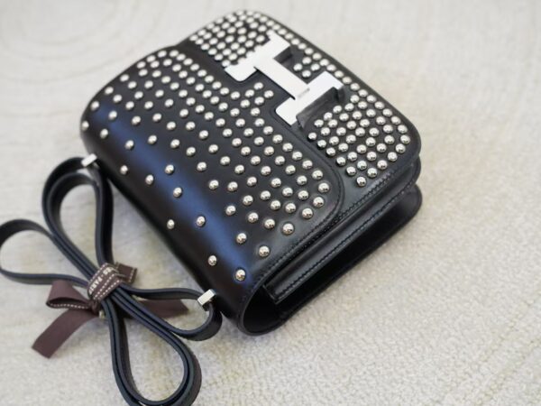 mmexport1735888694626 Full Handmade Box Leather Constance 19CM Rivet 89 Noir Silver Hardware