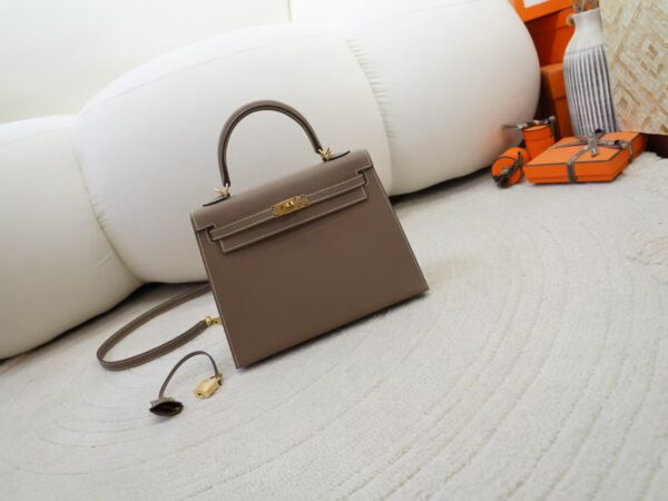 mmexport1736238916310 Canada Ottawa Kelly Sellier 25CM Epsom Leather CC18 Etoupe Gold Hardware