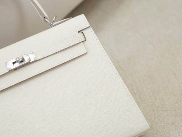 mmexport1736239088657 Hermes Kelly Sellier 25CM Epsom Leather CK10 Craie Silver Hardware