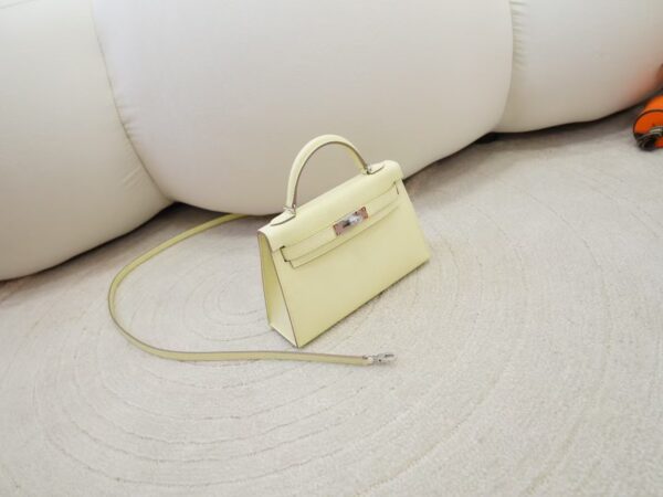 mmexport1736239254785-1 Women’s Clutch Bag Mini Kelly 19CM Epsom 2024 New Color I8 Jaune Milton Silver Hardware