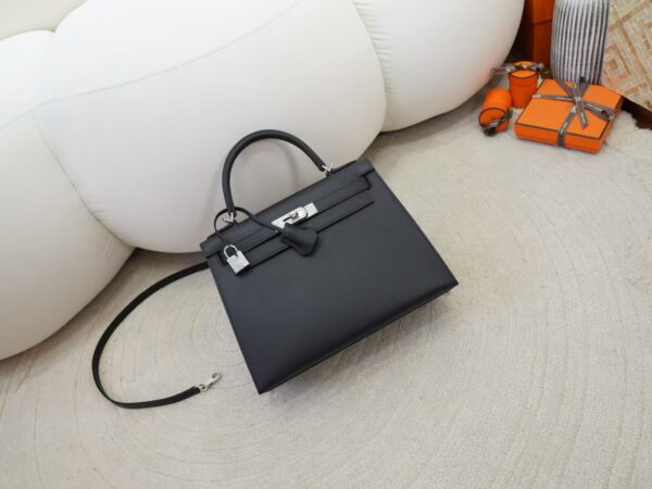 mmexport1736239287088-1 USA New York Kelly 28CM Matte Box Leather CK89 Noir Silver Hardware