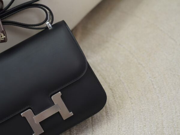 mmexport1736239324469 New Hermes Constance 19CM Sombrebro Matte Box 89 Noir Silver Hardware