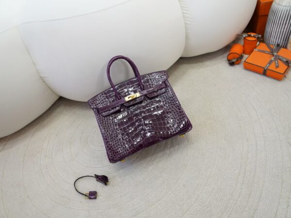 mmexport1736410821623-1 Luxury Women’s Bag Birkin 25CM HCP Shiny Alligator Crocodile 9G Amethyste Gold Hardware