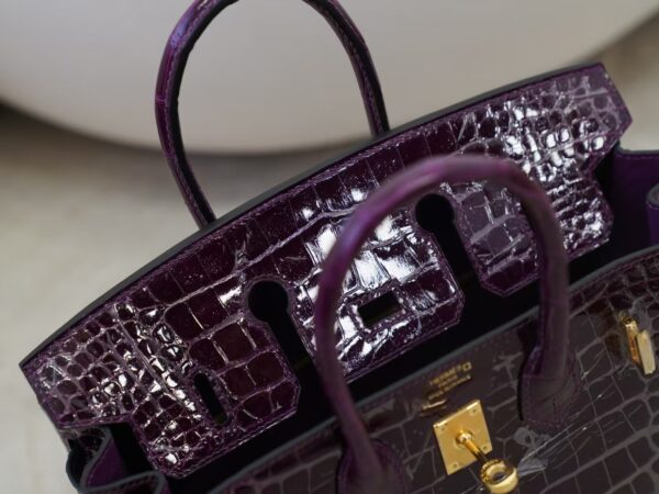 mmexport1736410833183 Luxury Women’s Bag Birkin 25CM HCP Shiny Alligator Crocodile 9G Amethyste Gold Hardware