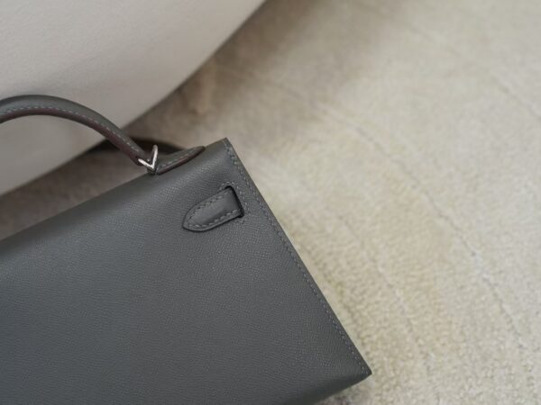 mmexport1736411047914 Women’s Clutch Bag Mini Kelly 19CM Madame Leather 0L Gris Meyer Silver Hardware