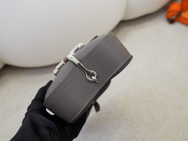 mmexport1736838158252 USA New York Hermes Della 19CM Epsom Leather 8F Etain Silver Hardware