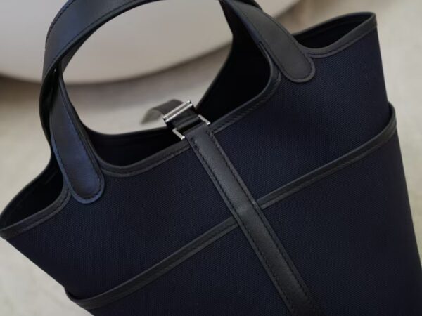 mmexport1736838207244 Hermes Bag Price Picotin Cargo 18CM CK89 Nior Canvas / Swift Leather Silver Hardware