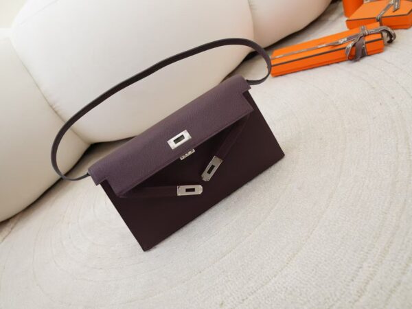 mmexport1744095306041 Hermes Kelly Elan Chevre Leather 0G Rouge Sellier Shoulder Bag Silver Hardware