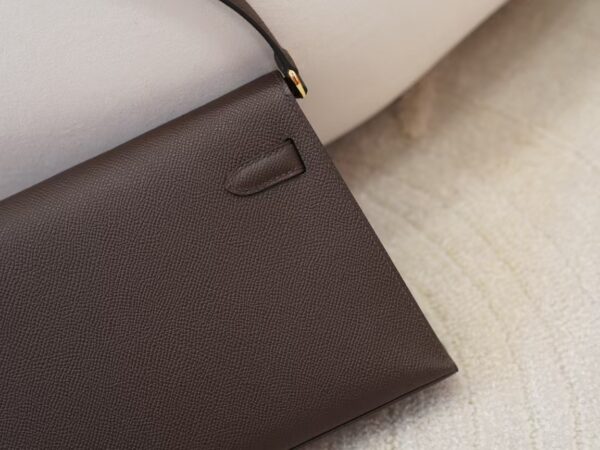 mmexport1744096365519 Australia Sydney Hermes Kelly Elan Shoulder Bag Coffee Madame Leather Gold Hardware