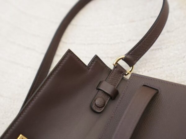 mmexport1744096368179 Australia Sydney Hermes Kelly Elan Shoulder Bag Coffee Madame Leather Gold Hardware