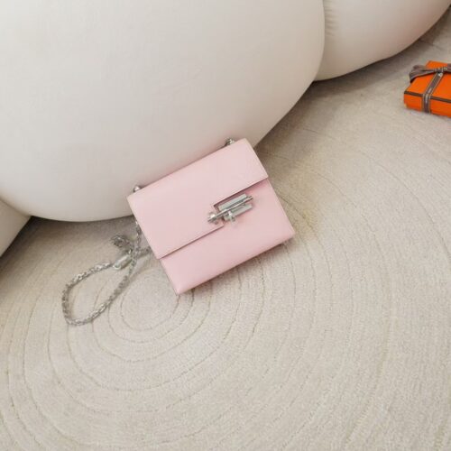 Hermes Chain Bag Verrou Mini 17CM Chevre Leather 3Q Rose Sakura Silver Hardware