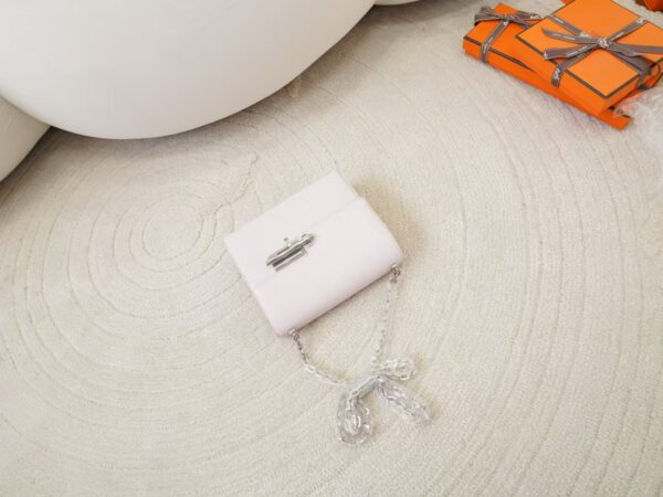 mmexport1744179288160 Hermes Bag Price 09 Mauve Pale Chevre Leather Verrou Mini 17CM Silver Hardware