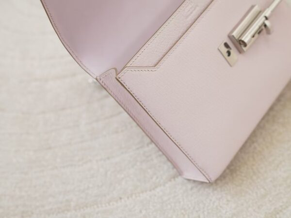 mmexport1744179291696 Hermes Bag Price 09 Mauve Pale Chevre Leather Verrou Mini 17CM Silver Hardware