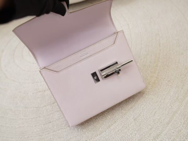 mmexport1744179293373 Hermes Bag Price 09 Mauve Pale Chevre Leather Verrou Mini 17CM Silver Hardware