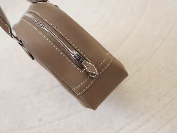 mmexport1744179388315 Hermes Bag Images Swift Leather Plume Mini 20CM CK18 Etoupe Silver Hardware