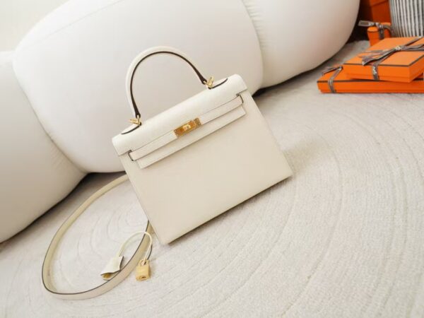 mmexport1744179542728 Hermes Women’s Tote Bag I2 Nata Epsom Leather Kelly 25CM Sellier Gold Hardware