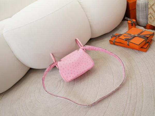 mmexport1744179724428 Hermes Shoulder Bag KK Ostrich Leather Mini Lindy 19CM L4 Rose Bubble Silver Hardware