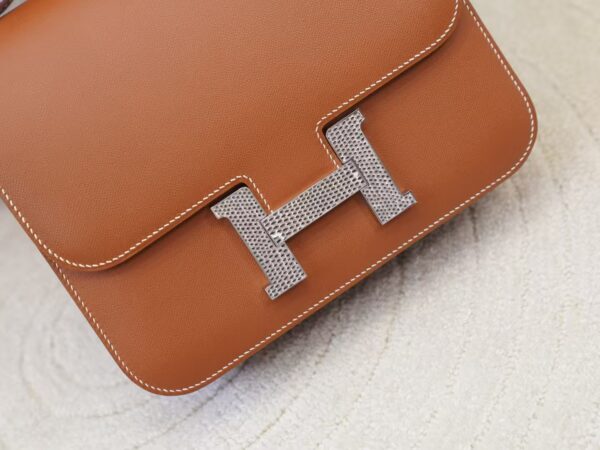 mmexport1744614911621 USA New York Hermes CK37 Gold Madame Leather Constance 24CM Lizard Buckle