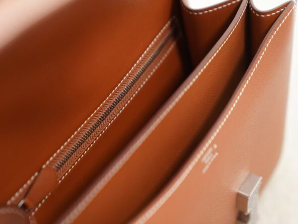mmexport1744614916973 USA New York Hermes CK37 Gold Madame Leather Constance 24CM Lizard Buckle