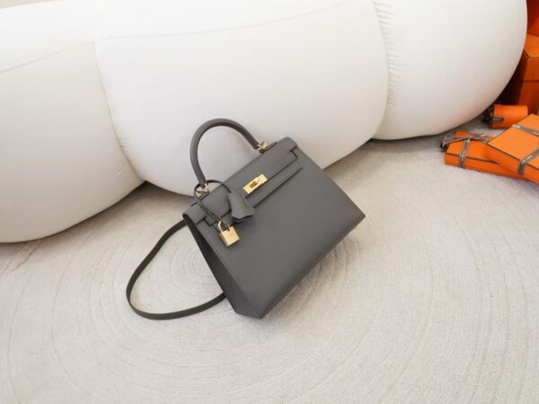 mmexport1744615029673 Hermes Bag Price Kelly 25CM Sellier Madame Leather 0L Gris Meyer Gold Hardware