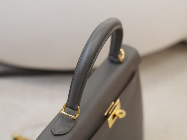mmexport1744615035112 Hermes Bag Price Kelly 25CM Sellier Madame Leather 0L Gris Meyer Gold Hardware