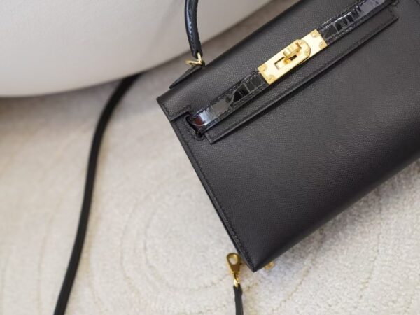 mmexport1744615160167 New Hermes Mini Kelly Touch 19CM Madame / Shiny Crocodile Leather CC89 Noir Gold Hardware