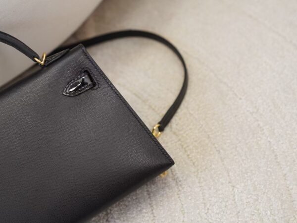 mmexport1744615163617 New Hermes Mini Kelly Touch 19CM Madame / Shiny Crocodile Leather CC89 Noir Gold Hardware